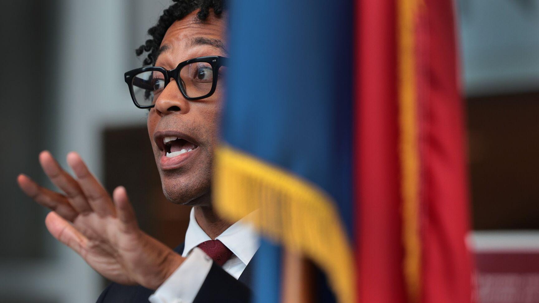 Wesley Bell renews push to oust St. Louis County councilman who hired stepdaughter